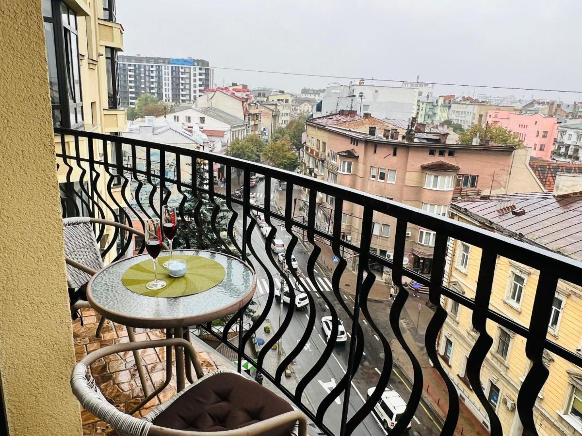 Apartaments Sichovyh Strilciv 68A Iwano-Frankiwsk Zewnętrze zdjęcie