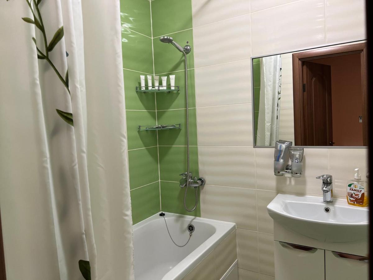 Apartaments Sichovyh Strilciv 68A Iwano-Frankiwsk Zewnętrze zdjęcie