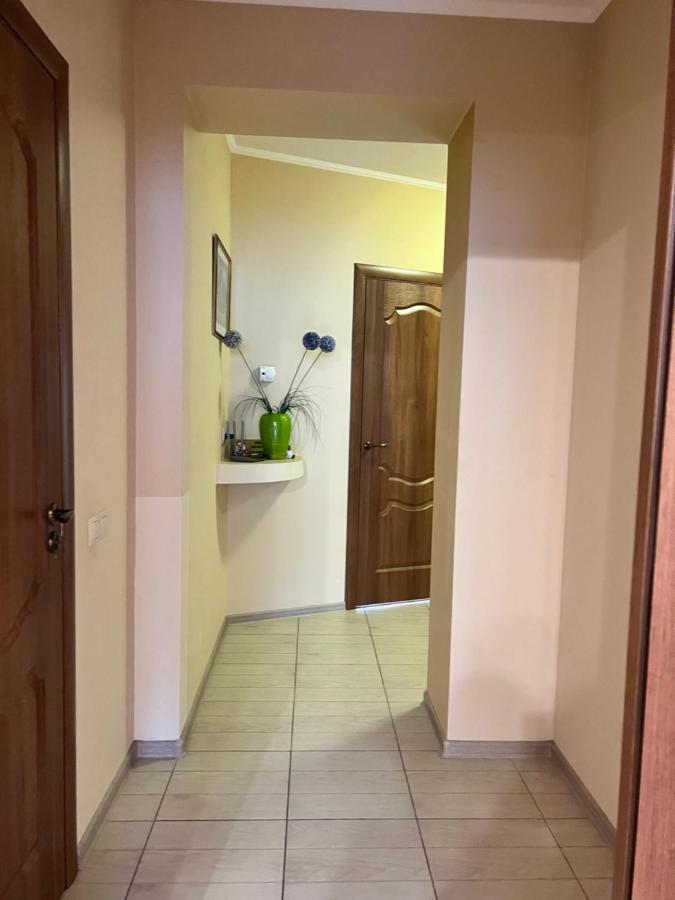 Apartaments Sichovyh Strilciv 68A Iwano-Frankiwsk Zewnętrze zdjęcie