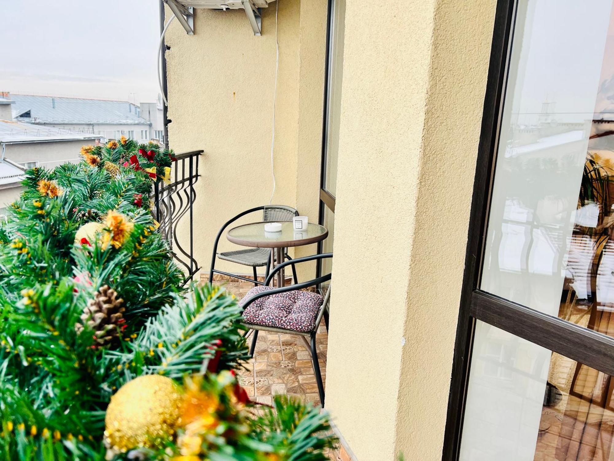 Apartaments Sichovyh Strilciv 68A Iwano-Frankiwsk Zewnętrze zdjęcie